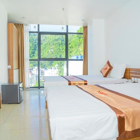 Hong Quang Hotel Cat Ba Island Exterior foto