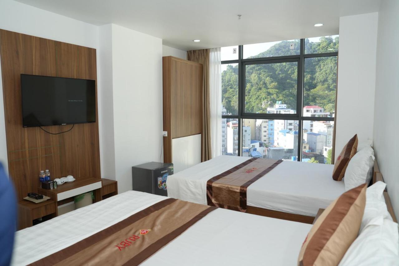 Hong Quang Hotel Cat Ba Island Exterior foto